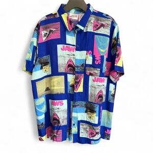 Jaws men button up shirt size M